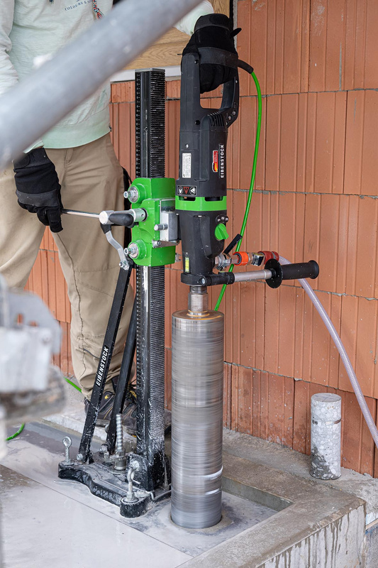 Wiertnica DBE 162 Eibenstock diamentowa zestaw ze statywem 2200W do pracy na sucho i mokro 03E35000 pol_pl_Wiertnica-DBE-162-Eibenstock-diamentowa-zestaw-ze-statywem-2200W-do-pracy-na-sucho-i-mokro-03E35000-9379_6